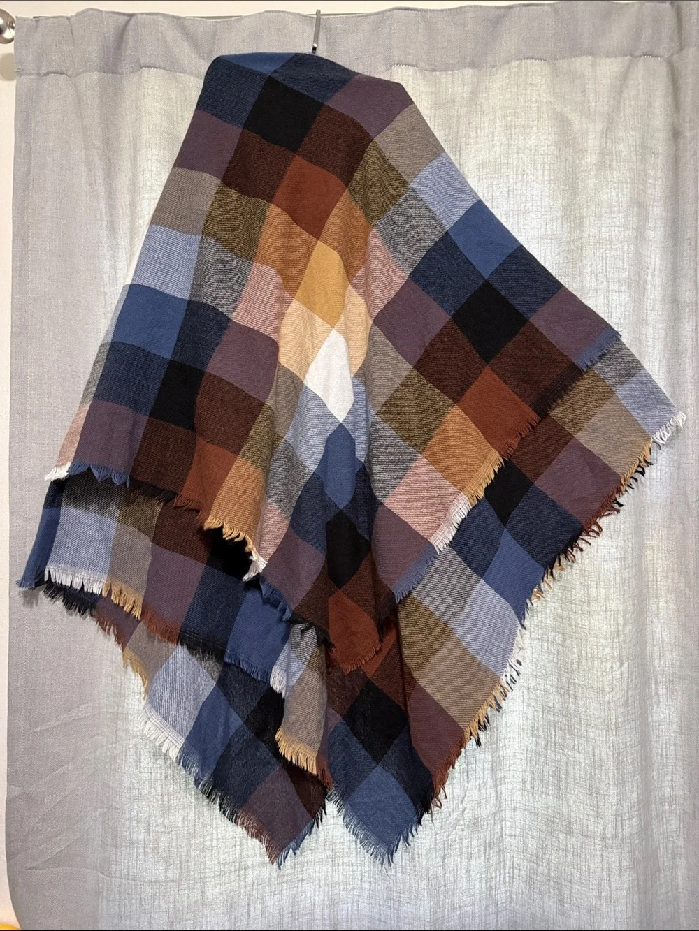 Plaid Blanket Scarf With Buckle Closure